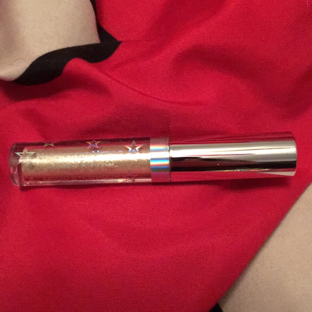 Super cute liquid eyeshadow!!!!❤️